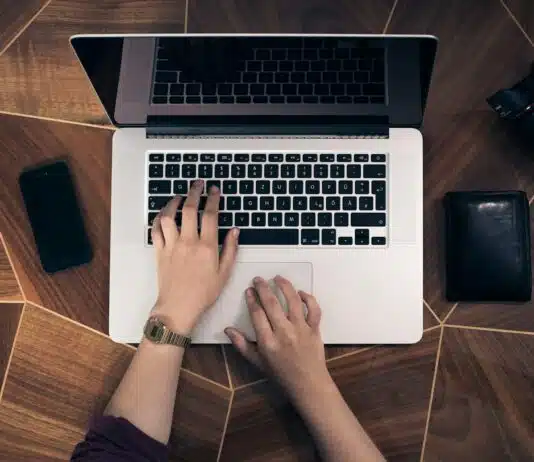 Revue de ArticleGPT : Idéal pour les articles vérifiés par des faits et respecte les normes de référencement