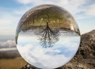 Séance de voyance par téléphone : que vous réserve votre avenir ?