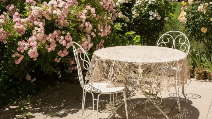 Pourquoi installer une nappe sur votre table ? 