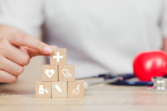 Pourquoi une mutuelle jeune est indispensable pour vivre sereinement ?