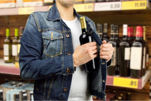 Le vol par le personnel multiplié par deux dans les magasins